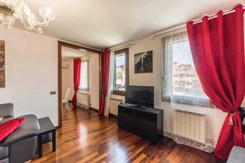 Rialto Apartment With Canal Grande View 威尼斯 外观 照片